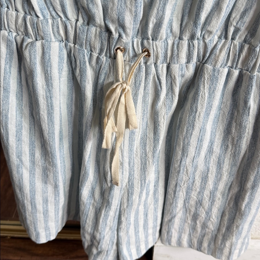 Allie Rose size L Striped Sleeveless Romper with open back - Picture 6 of 9